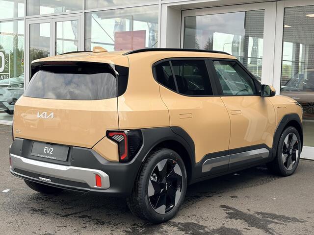 KIA EV2 Plus 42.2 kWh | Direct uit voorraad leverbaar | Actieprijs ¤. 29,890,= rijklaar inclusief inruilactie | Stoelverwarming | Camera