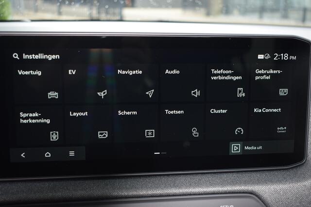 KIA EV2 Plus 42.2 kWh | Direct Leverbaar | Stuur + Stoelverwarming | Navigatie | Tot 10 Jr. Kia-Garantie |