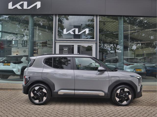 KIA EV2 Plus 42.2 kWh | Direct Leverbaar | Stuur + Stoelverwarming | Navigatie | Tot 10jr. Kia-Garantie |