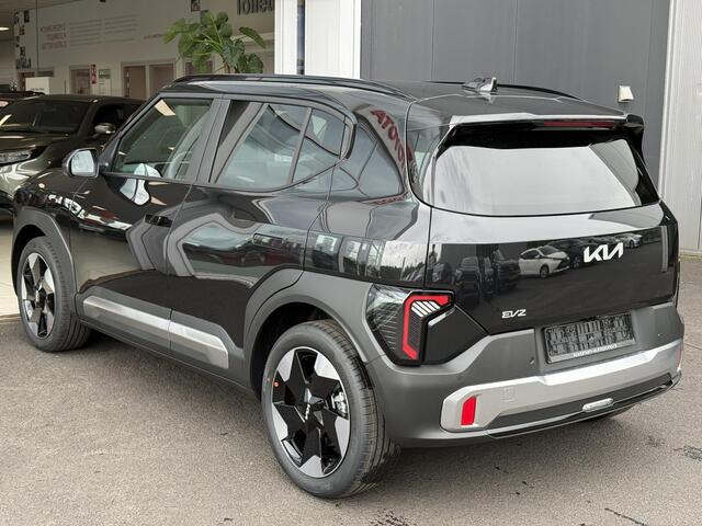 KIA EV2 Plus 42.2 kWh Direct uit Voorraad leverbaar | Actieprijs ¤. 29,890,= rijklaar inclusief inruilactie | Batterijverwarming | Privacy Glass | Stoel/stuurverwarming