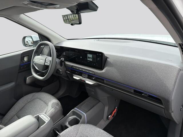 KIA EV2 Plus Advanced 42.2 kWh | Schuif/kantel dak | Harman Kardon audio | Camera | Stoelverwarming