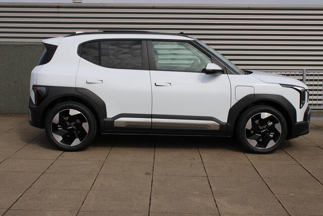 KIA EV2 Plus 42.2 kWh 4p. Stoel & stuurverwarming / Navi / Direct leverbaar