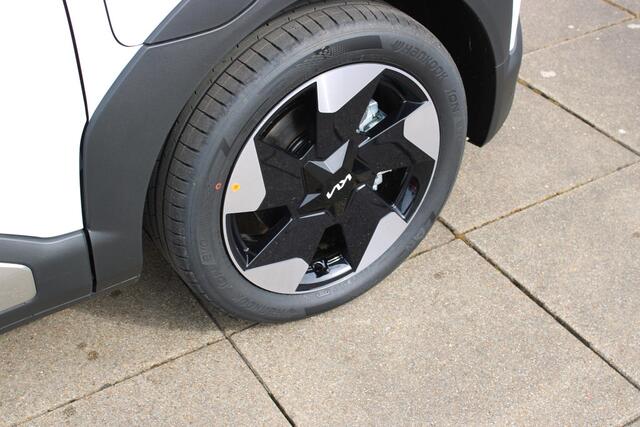KIA EV2 Plus 42.2 kWh 4p. Stoel & stuurverwarming / Navi / Direct leverbaar