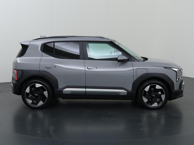 KIA EV2 Plus Advanced 42.2 kWh | Glazen schuif-/kanteldak | Harman Kardon | 18" lichtmetalen velgen | Stoel- en stuurwielverwarming |