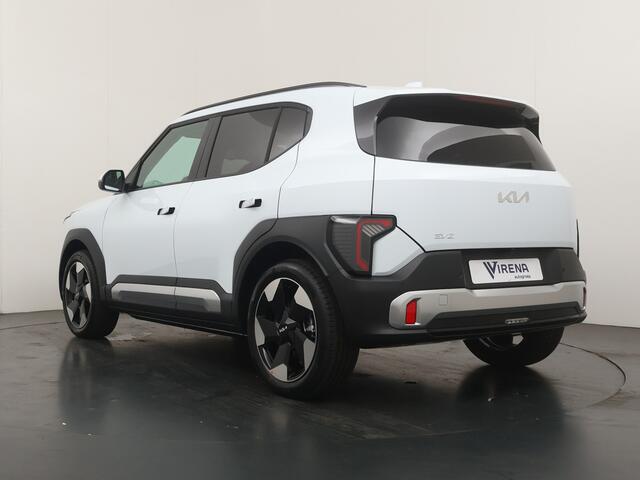 KIA EV2 Plus 42.2 kWh EV Tech Pack - Stoel-/Stuurverwarming - Navigatie - Achteruitrijcamera - Apple Carplay/Android Auto - Fabrieksgarantie t/m 2033