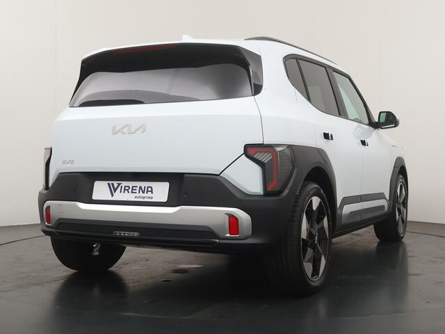 KIA EV2 Plus 42.2 kWh EV Tech Pack - Stoel-/Stuurverwarming - Navigatie - Achteruitrijcamera - Apple Carplay/Android Auto - Fabrieksgarantie t/m 2033