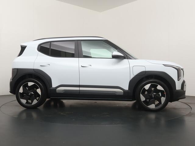 KIA EV2 Plus 42.2 kWh EV Tech Pack - Stoel-/Stuurverwarming - Navigatie - Achteruitrijcamera - Apple Carplay/Android Auto - Fabrieksgarantie t/m 2033