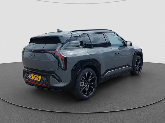 KIA EV3 GT-Line 81.4 kWh | Demo | C-striping | Lichtmetalen Velgen | Navigatie | Beschikbaar vanaf 17-11-2025