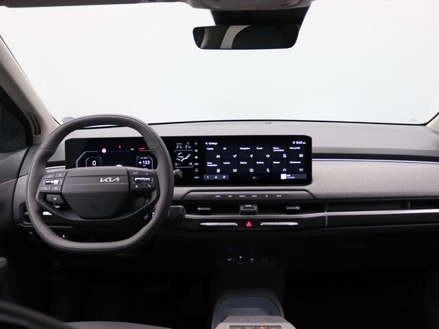 KIA EV3 Plus Advanced 81.4 kWh 204PK warmtepomp, full led, adaptive cruise met travel assist, side assist, elek. bedienbare achterklep, stuur-stoelverwarming, Harman Kardon sound, Keyless, 19" lichtmetaal