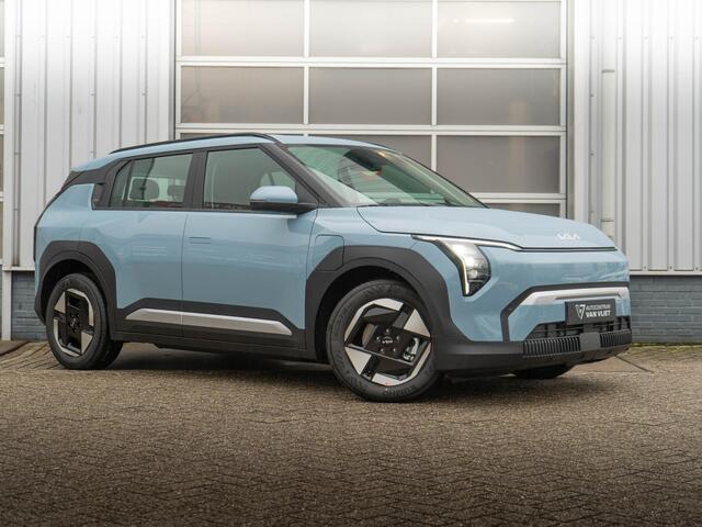 KIA EV3 Plus 58.3 kWh | Op VOOORRAAD DIRECT LEVERBAAR | Stoel en stuurverwarming | Dodehoek assistentie |