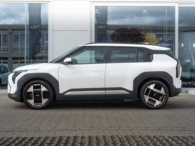 KIA EV3 Plus Advanced 81.4 kWh | OP VOORAAD DIRECT LEVERBAAR | Schuifkanteldak | Harman en kardon |