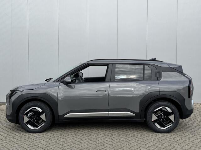 KIA EV3 Plus 81.4 kWh | Parkeersensoren Voor + Achter | Camera | Adaptive Cruise | Keyless | DAB+ | Apple Carplay/ Android Auto