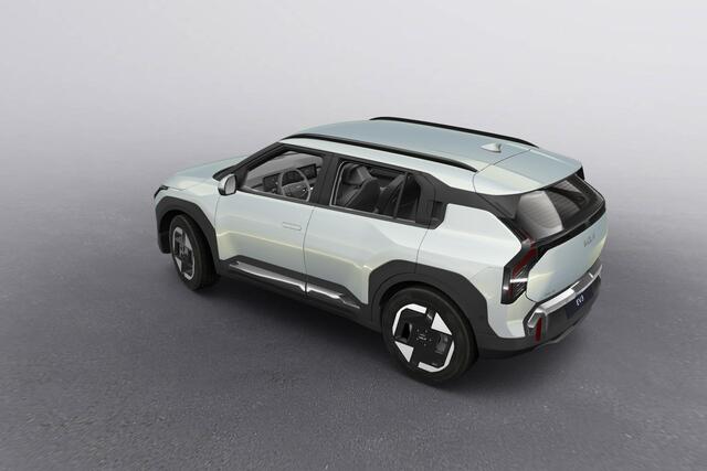KIA EV3 Air 81.4 kWh - Direct uit voorraad leverbaar - Ivory Silver
