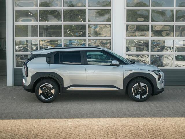 KIA EV3 Plus 81.4 kWh l Direct leverbaar l Stoel-Stuurwielverwarming V2l aansluiting l