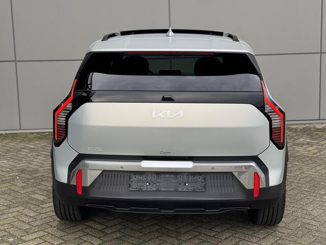 KIA EV3 Plus Advanced 81.4 kWh | Demo | Schuif/kantel dak | Harman Kardon | Stoelverwarming | Keyless
