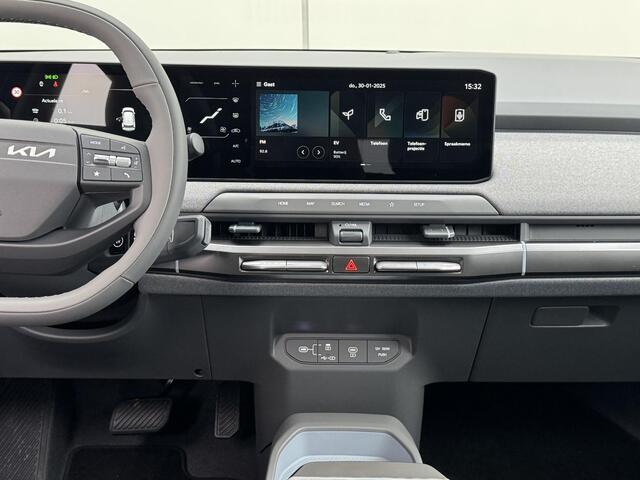 KIA EV3 Plus Advanced 81.4 kWh | Demo | Schuif/kantel dak | Harman Kardon | Stoelverwarming | Keyless