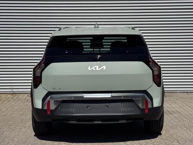 KIA EV3 Plus Single Motor 58.3 kW SR (A) Plus 58.3 kWh Nu met ¤ 3.000,- inruilvoordeel!