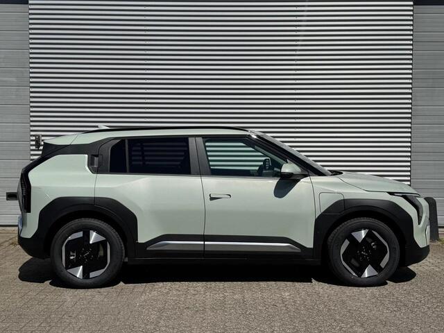 KIA EV3 Plus Single Motor 58.3 kW SR (A) Plus 58.3 kWh Nu met ¤ 3.000,- inruilvoordeel!