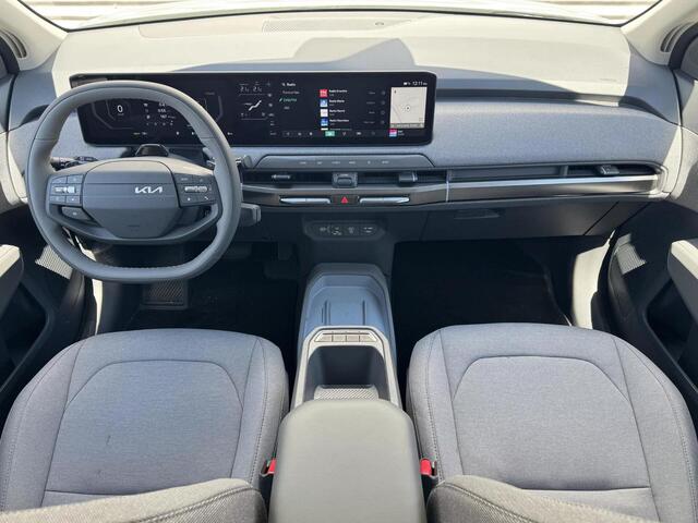 KIA EV3 Plus Single Motor 58.3 kW SR (A) Plus 58.3 kWh Nu met ¤ 3.000,- inruilvoordeel!