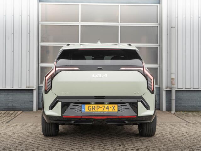 KIA EV3 GT-PlusLine 81.4 kWh Direct beschikbaar l Adventurine Green | 360 camera l l Harman Kardon l Stoel en stuurverwarming l Stoel ventilatie l Schuif kantel dak l