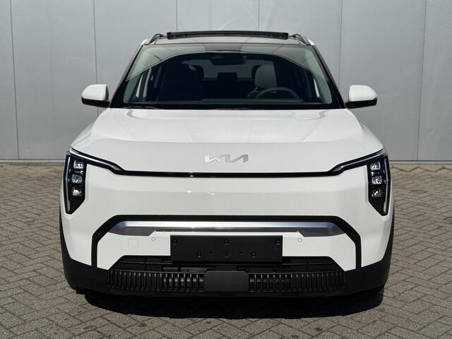 KIA EV3 Plus Advanced 81.4 kWh Snel leverbaar | Harman Kardon | Schuif/kantel dak | Stoelverwarming | Camera