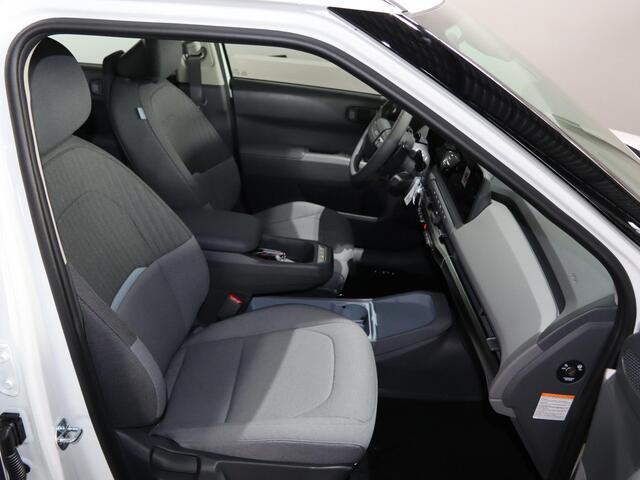 KIA EV3 Air 58.3 kWh | Batterijverwarming | Navigatie | Dual Zone Climate Control | LED-koplampen | Parkeersensoren |