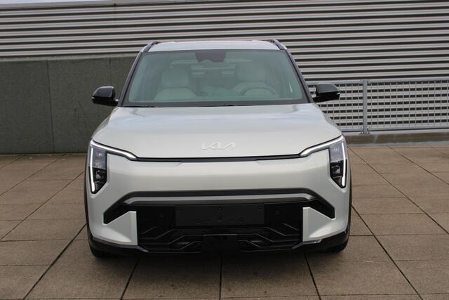 KIA EV3 Diverse uitvoeringen en kleuren leverbaar INFORMEER NAAR BESCHIKBAARHEID 030-6882056 PRIJS VANAF ¤ 36.995,-