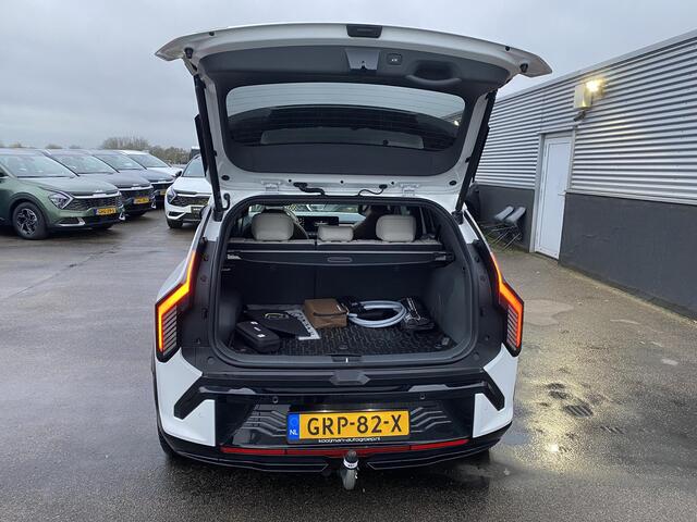 KIA EV3 GT-PlusLine 81.4 kWh Auto vol luxe! Schuif-/kanteldak, trekhaak, V2L, stoelverwarming, navigatie, Apple CarPlay/Android Auto, NL-auto, boekjes compleet