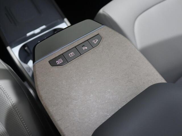 KIA EV3 Plus Advanced 58.3 kWh | Panoramaschuifdak | 19" velgen | Harman Kardon | Privacy Glass | Stoel- en stuurwielverwarming |