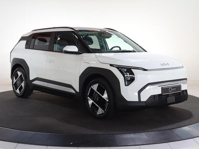 KIA EV3 Plus Advanced 58.3 kWh | Panoramaschuifdak | 19" velgen | Harman Kardon | Privacy Glass | Stoel- en stuurwielverwarming |