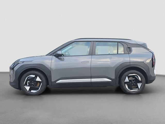 KIA EV3 Air 81.4 kWh | Demo | Adapt. Cruise | Lane-Assist | Climate Control | Long Range | Achteruitrijcamera | Sensoren Voor- En Achter |