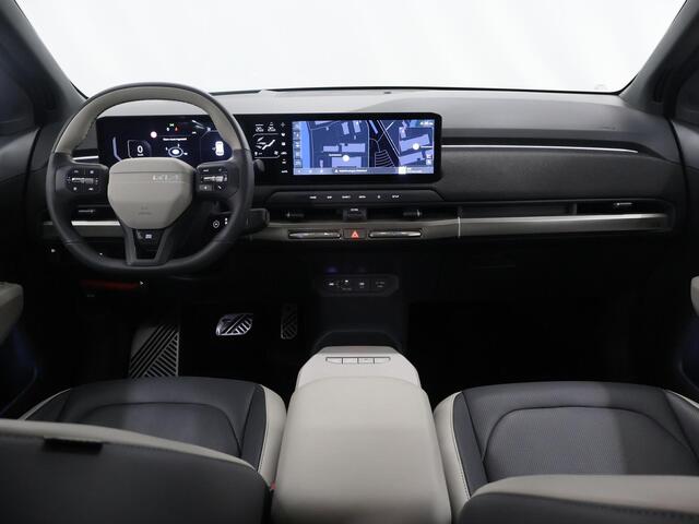 KIA EV3 GT-PlusLine 81.4 kWh | SOH 99% | Trekhaak | Panoramadak | Parkeercamera 360° | Head-Up | Stoel/Stuurverwarming |