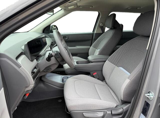 KIA EV3 Air 58.3 kWh I Allseason banden | Apple Carplay/Android Auto | LED koplampen