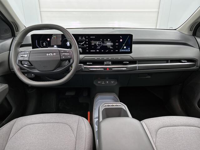 KIA EV3 Air 58.3 kWh Adaptieve Cruise Control | Navigatie | Achteruitrijcamera | Apple Car Play