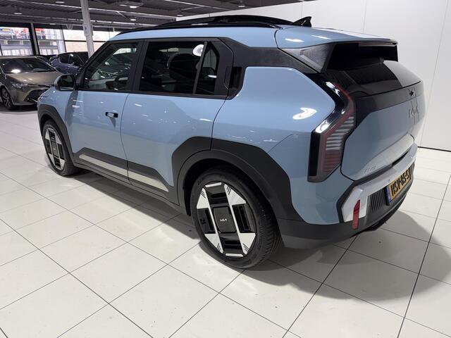 KIA EV3 Plus Advanced 81.4 kWh Stoel en Stuur verwarming, Schuif kantel dak, Apple Carplay/Android Auto, Navigatie, Camera.