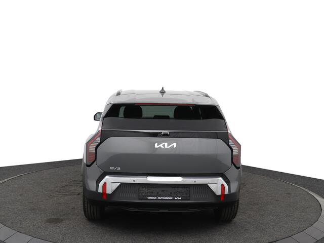 KIA EV3 Plus 81.4 kWh - Nieuw uit voorraad! - Stoel-/stuurverwarming - Privacy Glass - Navigatie - Fabrieksgarantie tot 02-2033