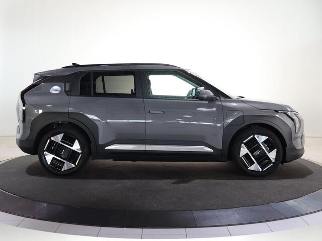 KIA EV3 Plus Advanced 81.4 kWh | Panoramaschuifdak | 19" velgen | Harman Kardon | Privacy Glass | Stoel- en stuurwielverwarming |