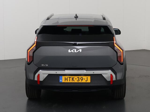 KIA EV3 Plus Advanced 81.4 kWh | Panoramadak | Harman / Kardon | Dodehoekdetectie | Elektr. Achterklep | Stoel/Stuurverwarming |