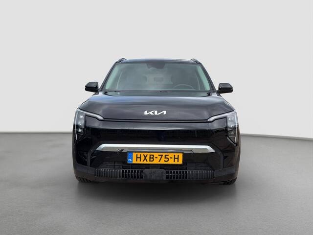 KIA EV3 Plus Advanced 81.4 kWh | Leder | Schuif/Kanteldak | Elektr. Bestuurdersstoel | Stoel- en Stuurverwarming | Harman Kardon |