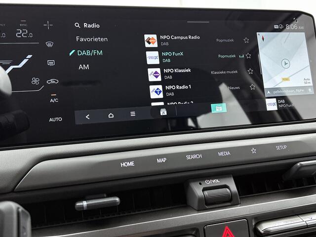 KIA EV3 Air 58.3 kWh Navigatie | Climate Control | Achteruitrijcamera **VOORRAAD**