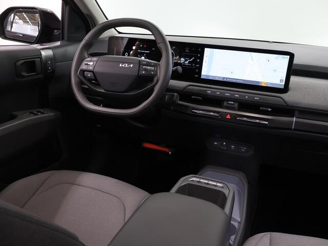 KIA EV3 Plus 58.3 kWh | Trekhaak Afneembaar | Stoel/Stuurverwarming | Parkeercamera | Adaptive Cruise Control | Keyless Go |