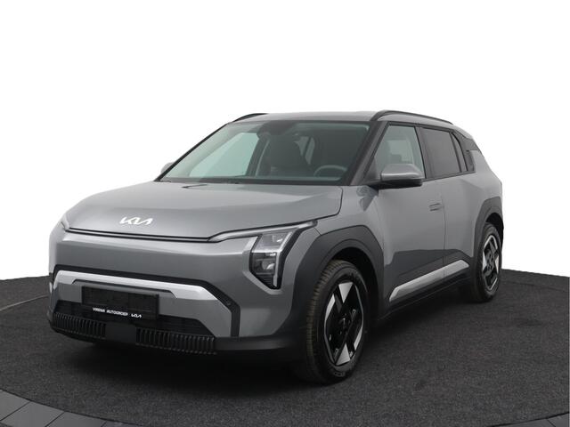 KIA EV3 Plus 81.4 kWh - Nieuw uit voorraad! - Stoel / Stuurwielverwarming - Dode hoek sensoren - Parkeersensoren - Fabrieksgarantie tot 12-2032 of 150.000 km