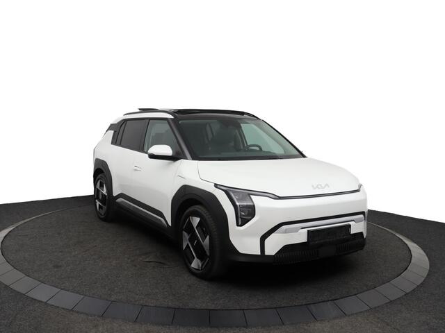 KIA EV3 Plus Advanced 81,4kWh - Stoel-/stuurverwarming - Schuif-/kanteldak - Getint Glas - Navigatie - Fabrieksgarantie tot 2033