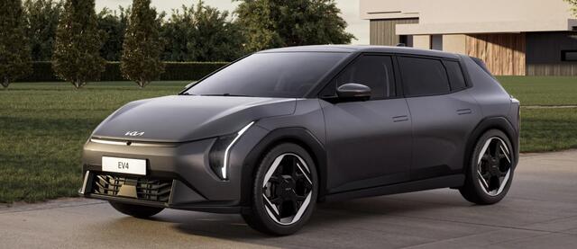 KIA EV4 Plus Advanced 58.3 kWh Glazen schuif-/kanteldak | Vegan lederen stoelbekleding | Elektrisch verstelbare bestuurdersstoel | Slimme automatische achterklep | Harman Kardon premium sound system |