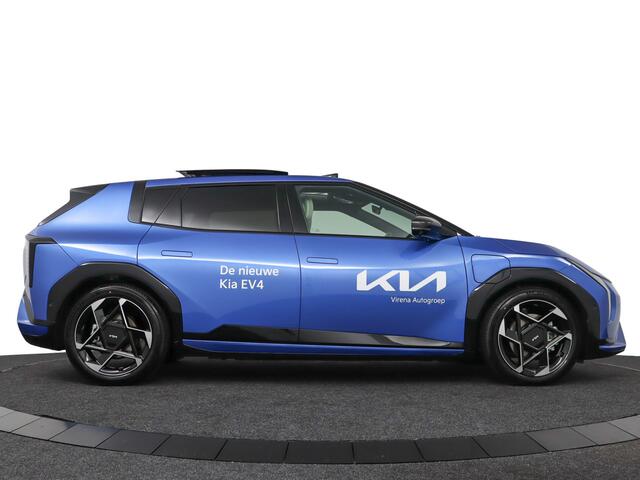 KIA EV4 Hatchback GT-PlusLine 81.4 kWh - DEMO - Head-up Display - 360 Camera - Stoelverwarming/ventilatie - Glazen Schuif-/kanteldak - Elektrisch verstelbare voorstoelen - Dodehoekcamera - Fabrieksgarantie tot 10-2032 - Direct leverbaar!