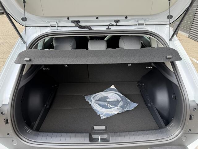 KIA EV4 Air 58.3 kWh | Snel leverbaar | Stoelverwarming | Camera | Navigatie | Parkeersensoren | Apple carplay