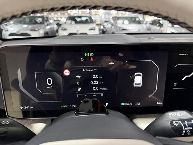 KIA EV4 GT-PlusLine 81.4 kWh ,Unieke kleur Matte Ivory Silver, Direct uit voorraad leverbaar.