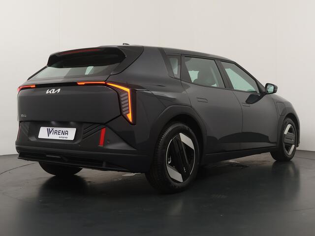 KIA EV4 Air 81.4 kWh - ¤2000 Inruilpremie - Stoel/Stuur verwarming - Apple Carplay/Android Auto - Achteruitrij camera - Adaptive cruise control - Fabrieksgarantie t/m 25-12-2032