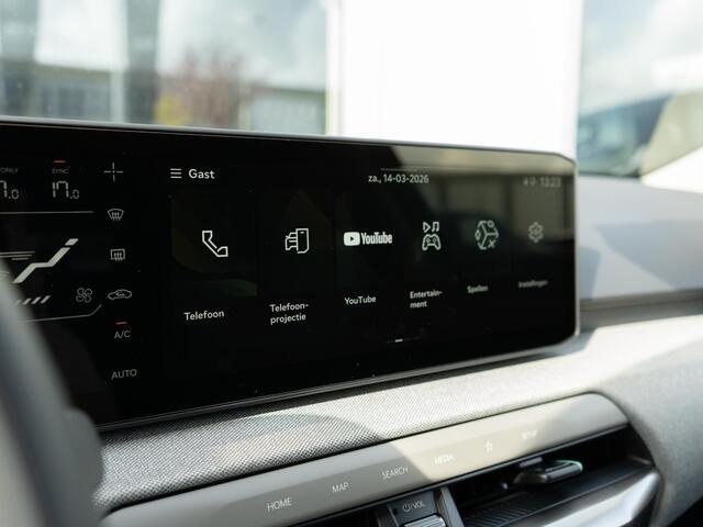 KIA EV4 Plus Advanced 58.3 kWh | DIRECT LEVERBAAR | Schuifkanteldak | Navigatie | Stoel en stuurverwarming | H&K | Elektrische achterklep