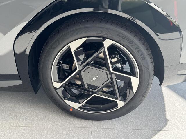 KIA EV4 Fastback GT-PlusLine 81.4 kWh | Panoramaschuifdak | Head-up display | Stoelventilatie voorstoelen | Harman Kardon |